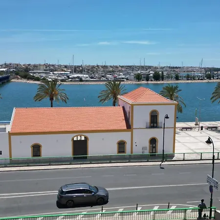 بيت ضيافة The Yellow House By Rosado